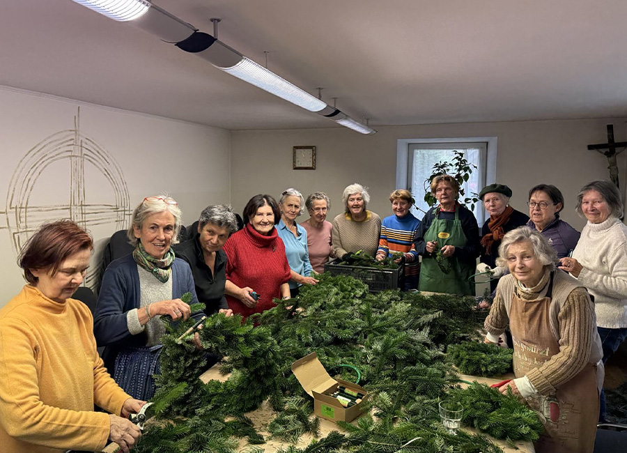 Adventkranz binden 2025 #pfarreparsch